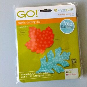 Accuquilt fabric cutting die # 55392 Rustling Leaves #4